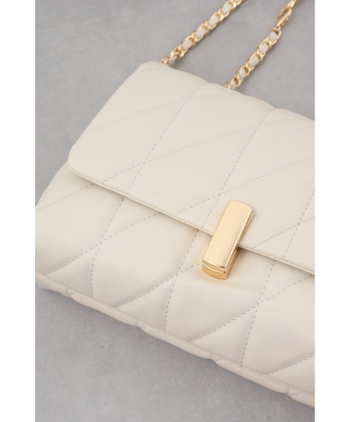 AZUL by moussy（アズールバイマウジー）の「フェイクレザーキルティングバッグ（ショルダーバッグ・レディース・シルバー系その他/ブラック/グレイッシュベージュ・FREE）」の18枚目の写真