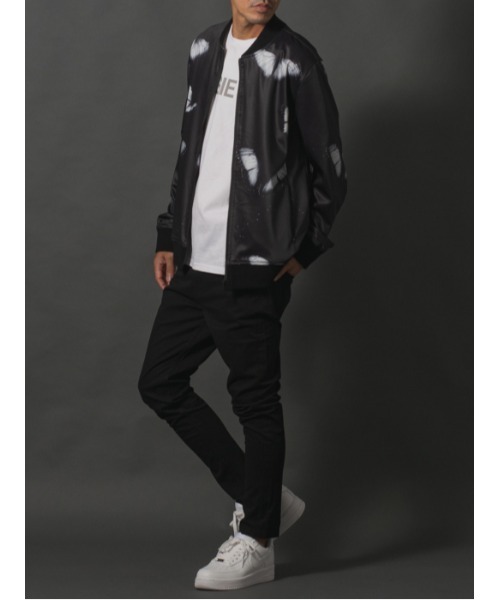 REGIEVO(レジエボ)の「【REGIEVO】バタフライプリント / MA-1 ジップアップブルゾン(MA-1・メンズ・ブルー/グレー・LARGE/MEDIUM)」の12枚目の写真