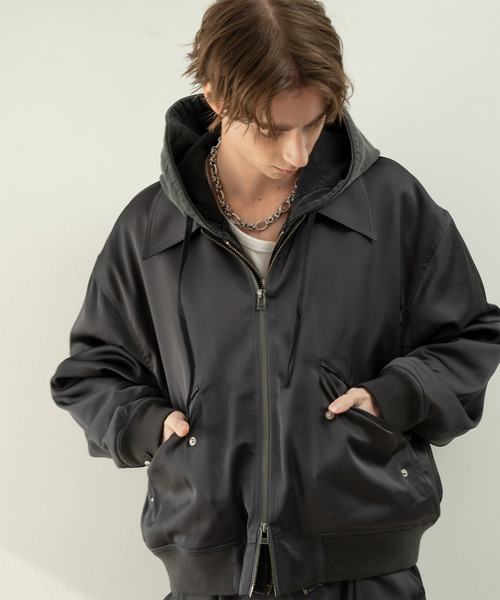 Forte（フォルテ）（フォルテ）の「West Side Modern Flight Jacket/ウエストサイドモダンフライトジャケット/MA-1/軽い着心地（MA-1・メンズ・グレー/ブラウン・LARGE/MEDIUM）」の5枚目の写真