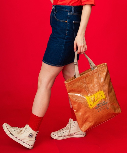 ACCOMMODE(アコモデ)の「タイベックPCスリーブバッグ(ショルダーバッグ・レディース・グレー/ベージュ・FREE)」の1枚目の写真