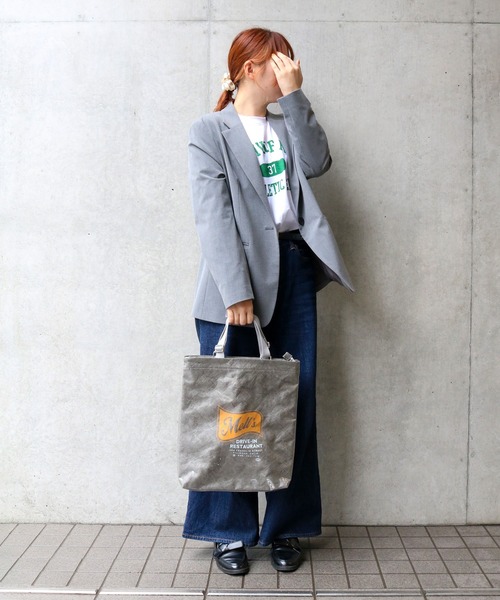 ACCOMMODE(アコモデ)の「タイベックPCスリーブバッグ(ショルダーバッグ・レディース・グレー/ベージュ・FREE)」の4枚目の写真