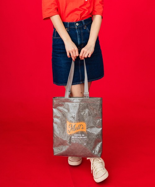 ACCOMMODE(アコモデ)の「タイベックPCスリーブバッグ(ショルダーバッグ・レディース・グレー/ベージュ・FREE)」の11枚目の写真