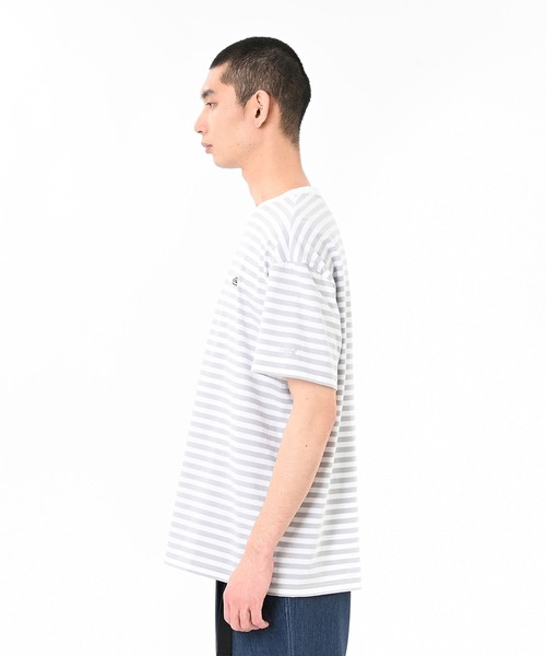 NEW BALANCE（ニューバランス）の「シューパッチショートスリーブTシャツ（Tシャツ/カットソー・メンズ・ライトブルー/カーキ/ブラック/ホワイト・XX-LARGE/X-LARGE/LARGE/MEDIUM/SMALL）」の5枚目の写真