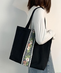 VIBGYOR（ヴィブジョー）の「Liaa/チュールフラワーバッグ A18095（トートバッグ）」