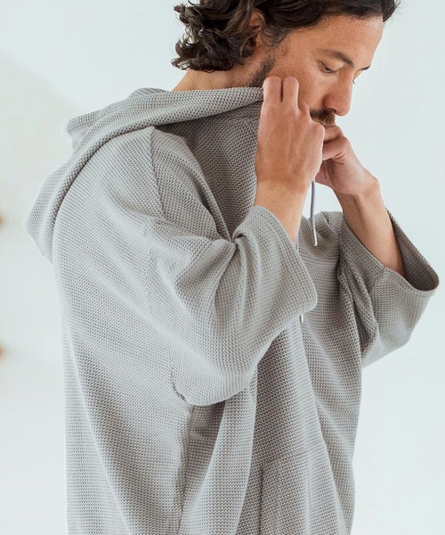 Magine(マージン)の「mpa3761-Textured Knit-Like Fabric Skipper Design Hoodie パーカー(パーカー・メンズ・ブラック/グレー/ベージュ・44/46/48)」の13枚目の写真
