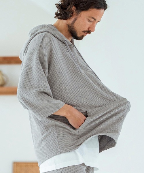 Magine(マージン)の「mpa3761-Textured Knit-Like Fabric Skipper Design Hoodie パーカー(パーカー・メンズ・ブラック/グレー/ベージュ・44/46/48)」の11枚目の写真