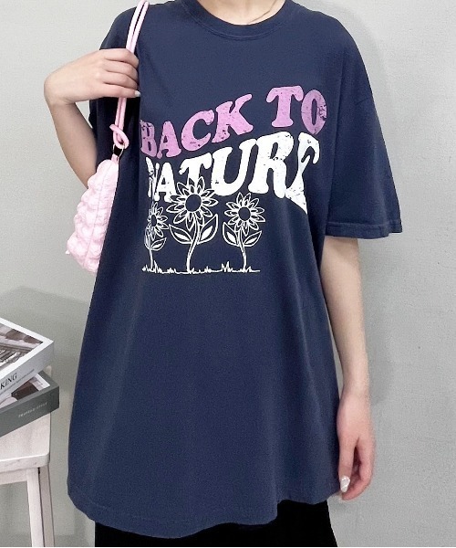 MODISH GAZE(モディシュガゼ)の「【MODISH GAZE】BACK TO NATURE ピグメント加工 ビッグシルエットTシャツ(Tシャツ/カットソー・レディース・アイボリー/その他/ネイビー・FREE)」の8枚目の写真