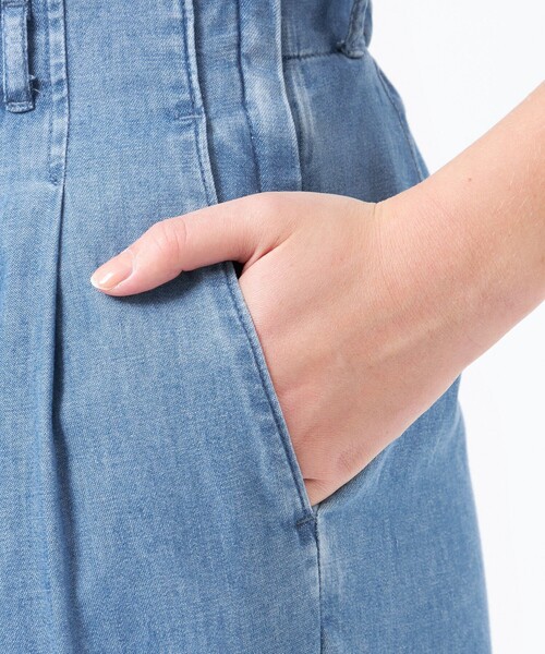 MACKINTOSH PHILOSOPHY(マッキントッシュ フィロソフィー)の「ライトデニムウエストタックパンツ(デニムパンツ・レディース・ブルー/ダークネイビー・40/38/36/34)」の8枚目の写真