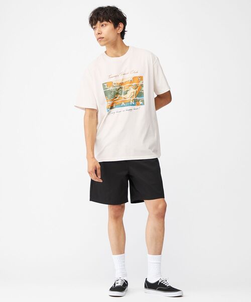 tommy jeans(トミー ジーンズ)の「リラックスビーチクラブグラフィックTシャツ(Tシャツ/カットソー・メンズ・ホワイト/ネイビー・LARGE/MEDIUM/X-LARGE/SMALL)」の6枚目の写真