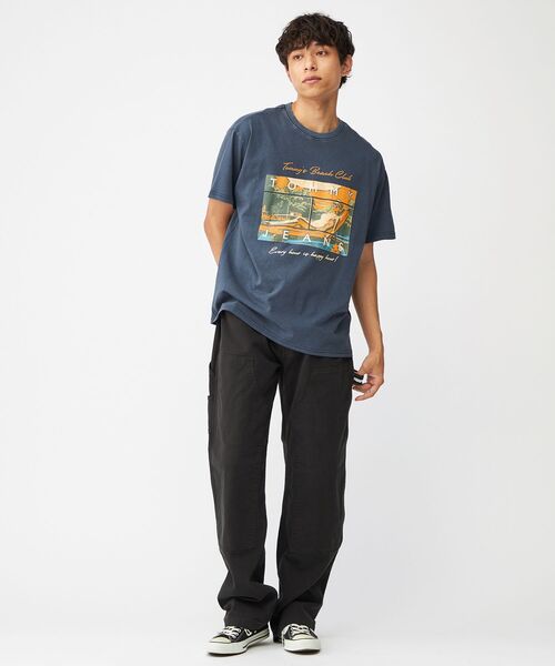 tommy jeans(トミー ジーンズ)の「リラックスビーチクラブグラフィックTシャツ(Tシャツ/カットソー・メンズ・ホワイト/ネイビー・LARGE/MEDIUM/X-LARGE/SMALL)」の18枚目の写真