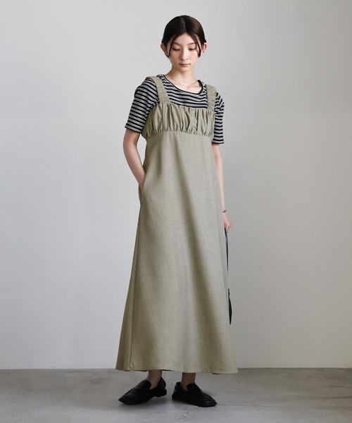 select MOCA（セレクトモカ）の「ギャザーベアキャミワンピース（ワンピース・レディース・ブラウン/チャコールグレー/グレイッシュベージュ・FREE）」の3枚目の写真