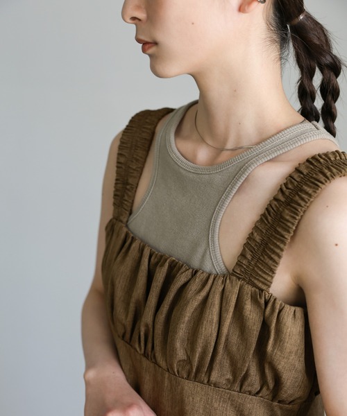 select MOCA（セレクトモカ）の「ギャザーベアキャミワンピース（ワンピース・レディース・ブラウン/チャコールグレー/グレイッシュベージュ・FREE）」の8枚目の写真