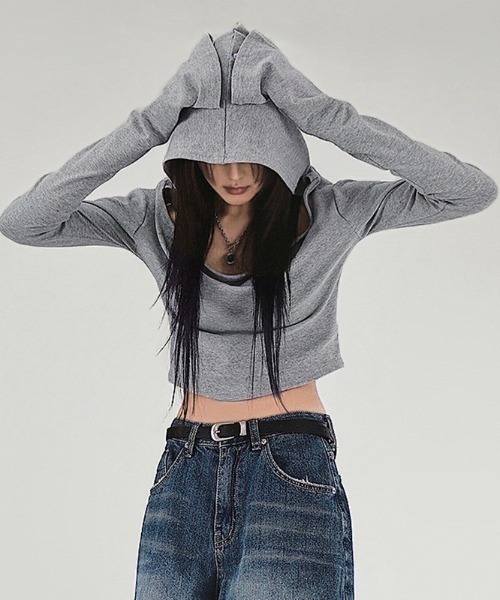 almo（アルモ）の「【LAMPOON】オフショルダーカットパーカー（パーカー・レディース・グレー・SMALL/MEDIUM/LARGE）」の3枚目の写真