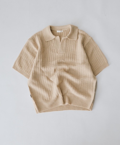 Adoon plain(アドーンプレーン)の「【新色追加】SKIPPER SHORT SLEEVE SUMMER KNIT POLO / スキッパーショートスリーブサマーニットポロ(Tシャツ/カットソー・メンズ・ダークグレー/ベージュ/ブルー/ライトグレー/ライトベージュ/ボルドー/ブラウン/ブラック/ライトブルー・MEDIUM/LARGE)」の17枚目の写真