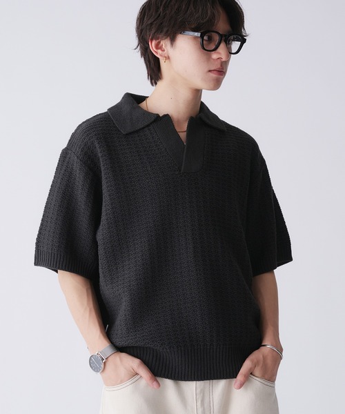 Adoon plain(アドーンプレーン)の「【新色追加】SKIPPER SHORT SLEEVE SUMMER KNIT POLO / スキッパーショートスリーブサマーニットポロ(Tシャツ/カットソー・メンズ・ダークグレー/ベージュ/ブルー/ライトグレー/ライトベージュ/ボルドー/ブラウン/ブラック/ライトブルー・MEDIUM/LARGE)」の12枚目の写真
