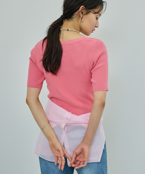 ROPE'（ロペ）の「【洗える】【WEB・一部店舗限定】前後2WAYボートネックリブ5分袖ニット（ニット/セーター・レディース・オフホワイト/ピンク/ブラック/ブルー・FREE）」の8枚目の写真