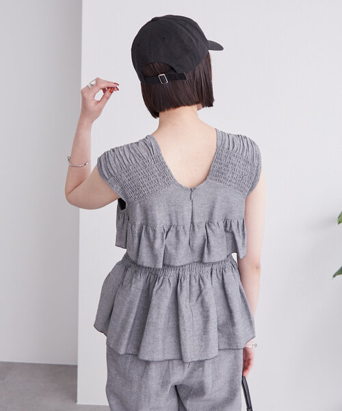 mystic(ミスティック)の「シャーリングフリルオールインワン(サロペット/オーバーオール・レディース・モカ/ブラック・1/2)」の6枚目の写真