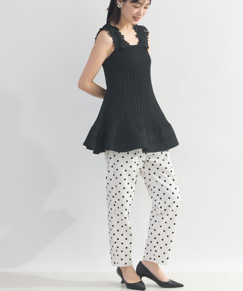 PICCIN(ピッチン)の「【WEB限定】フラワーショルダーニットチュニック(キャミソール・レディース・ブラック/オフホワイト・L/M)」の17枚目の写真