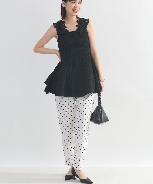 PICCIN(ピッチン)の「【WEB限定】フラワーショルダーニットチュニック(キャミソール・レディース・ブラック/オフホワイト・L/M)」の16枚目の写真