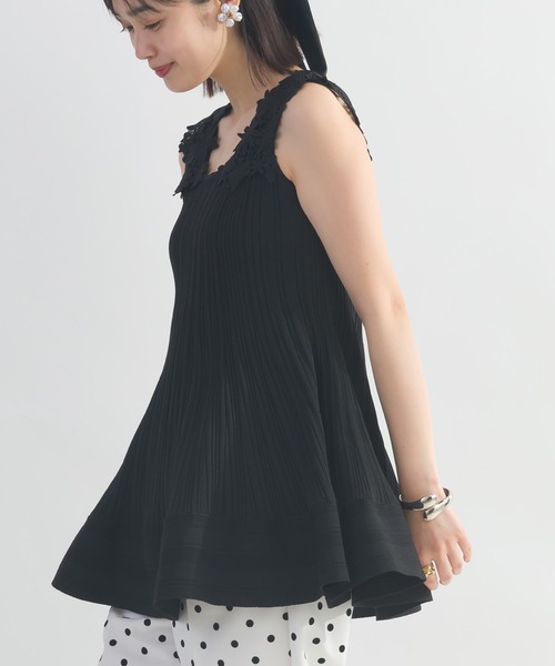 PICCIN(ピッチン)の「【WEB限定】フラワーショルダーニットチュニック(キャミソール・レディース・ブラック/オフホワイト・L/M)」の13枚目の写真