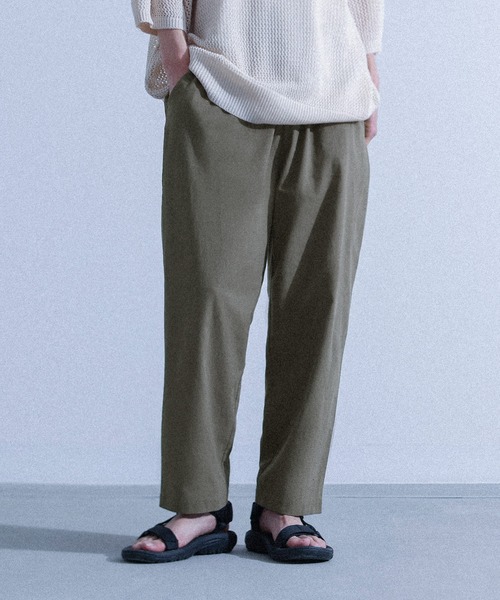 MDR（エムディアール）の「『コットンテーパードイージーパンツ』（チノパンツ・メンズ・カーキ/ネイビー/ライトグレー・L/M）」の2枚目の写真