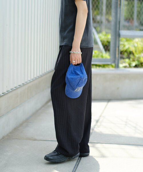 WHIMSIC（ウィムジック）の「【UNISEX/SET対応】シアサッカーストライプルーズフィットイージーパンツ（その他パンツ・レディース・ブラック/ベージュ・FREE）」の5枚目の写真