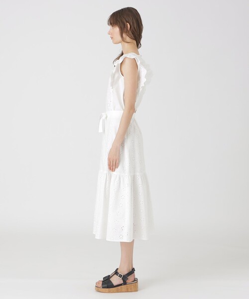 BLUE LABEL CRESTBRIDGE（ブルーレーベルクレストブリッジ）の「シャンブレーレーススカート（スカート・レディース・ホワイト/ブルー・38/36）」の4枚目の写真