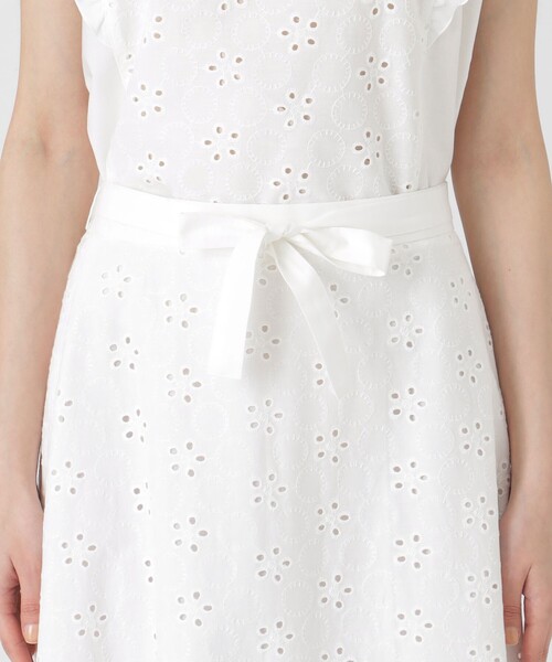 BLUE LABEL CRESTBRIDGE（ブルーレーベルクレストブリッジ）の「シャンブレーレーススカート（スカート・レディース・ホワイト/ブルー・38/36）」の6枚目の写真