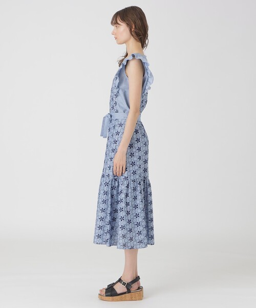 BLUE LABEL CRESTBRIDGE（ブルーレーベルクレストブリッジ）の「シャンブレーレーススカート（スカート・レディース・ホワイト/ブルー・38/36）」の10枚目の写真