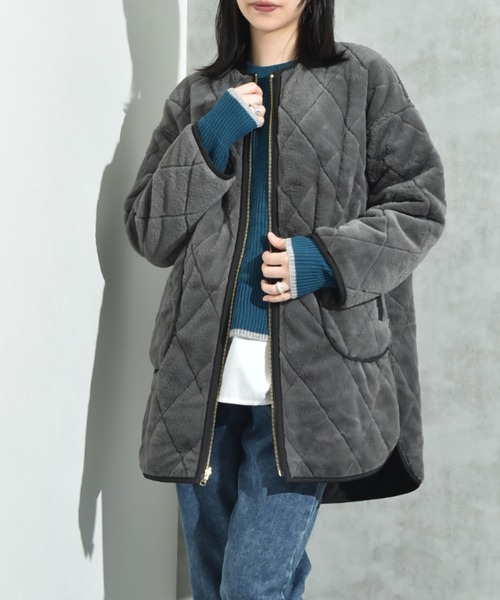 INTERPLANET（インタープラネット）の「タフタ＊キルトリバーシブルミドルコート（ノーカラーコート・レディース・グレイッシュベージュ/チャコールグレー・FREE）」の14枚目の写真