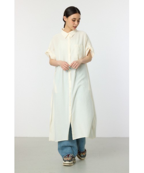 RODEO CROWNS WIDE BOWL（ロデオクラウンズワイドボウル）の「エアリータッチシャツワンピース（シャツワンピース・レディース・チャコールグレー/オフホワイト/オレンジ・FREE）」の2枚目の写真