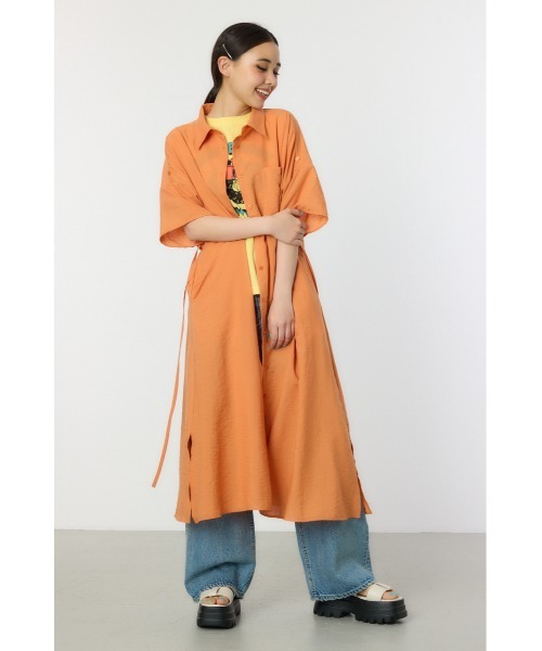 RODEO CROWNS WIDE BOWL（ロデオクラウンズワイドボウル）の「エアリータッチシャツワンピース（シャツワンピース・レディース・チャコールグレー/オフホワイト/オレンジ・FREE）」の9枚目の写真