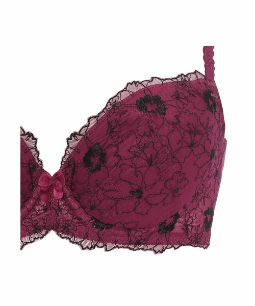 TRIUMPH（トリンプ）の「美胸フィットブラ アザレア ブラジャー【B,C,D,E,F,Gカップ】 TRAC001 WHU（ブラジャー・レディース・ライトブルー/ワインレッド/ホワイト/ネイビー・B65/B70/B75/B80/C65/C70/C75/C80/C85/D65/D70/D75/D80/D85/E65/E70/E75/E80/E85/F65/F70/F75/F80/F85/G65/G70/G75/G80）」の16枚目の写真