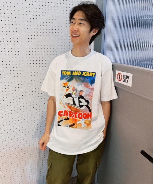 minius(ミニウス)の「【Tom&Jerry/トムとジェリー】""My Favorite Cartoon"" T-Shirt"半袖プリントTシャツ ビックシルエット ピグメント加工 ヴィンテージライク(Tシャツ/カットソー・メンズ・ホワイト/チャコールグレー・MEDIUM/LARGE/X-LARGE)」の9枚目の写真