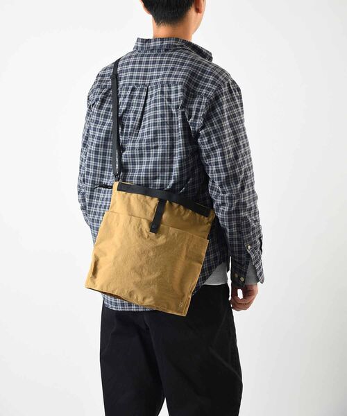 TRAVEL SHOP MILESTO(トラベルショップミレスト)の「MILESTO UTILITY パッカブルショルダーバッグ(ショルダーバッグ・メンズ・カーキ/キャメル/ブラック・フリ-)」の7枚目の写真