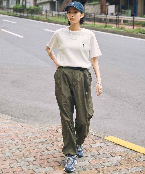MONO-MART(モノマート)の「U.S. POLO ASSN. /ユーエスポロアッスン 別注 ワンポイント刺繍 リブクルーネック半袖Tシャツ(Tシャツ/カットソー・レディース・ブラウン/ブラック×ホワイト/ブラック/ライトピンク/オフホワイト/グレー系・M/L)」の19枚目の写真