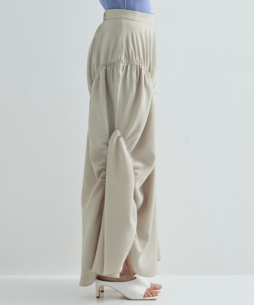 STUDIOUS(ステュディオス)の「【STUDIOUS/ステュディオス】GATHER SHIRRING SKIRT/ギャザーシャーリングスカート(スカート・レディース・ブラック/ベージュ・1/2)」の17枚目の写真