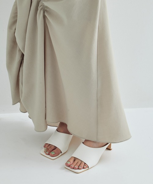 STUDIOUS(ステュディオス)の「【STUDIOUS/ステュディオス】GATHER SHIRRING SKIRT/ギャザーシャーリングスカート(スカート・レディース・ブラック/ベージュ・1/2)」の13枚目の写真