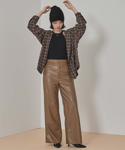 miette(ミエット)の「フード付きオーバーサイズチェックシャツ(シャツ/ブラウス・レディース・ブラック/ネイビー/ブラウン・FREE)」の10枚目の写真