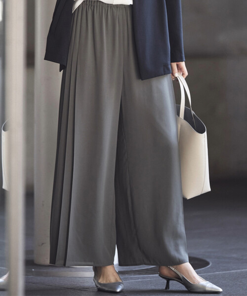 COMME CA ISM（コムサイズム）の「サイドプリーツデザイン パンツ（その他パンツ・レディース・ネイビー/カーキ・MEDIUM/LARGE）」の5枚目の写真