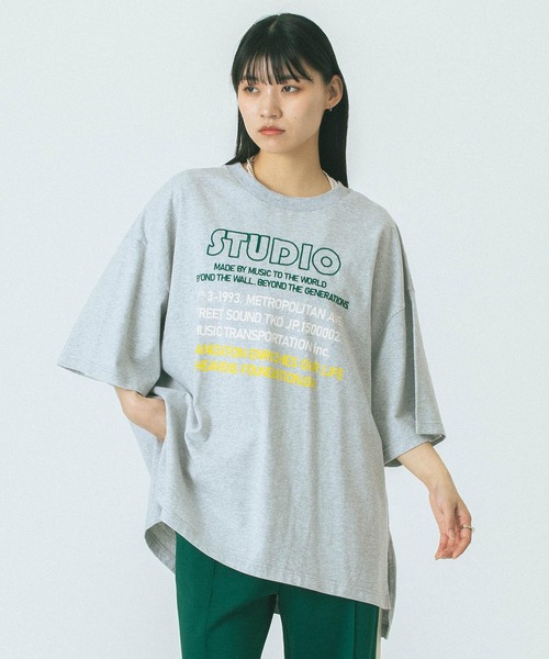 ROSE BUD(ローズバッド)の「(GENE HEAVENS)EMBROIDERY PRINT BIG TEE(Tシャツ/カットソー・レディース・ホワイト/グレー・ONE SIZE)」の12枚目の写真