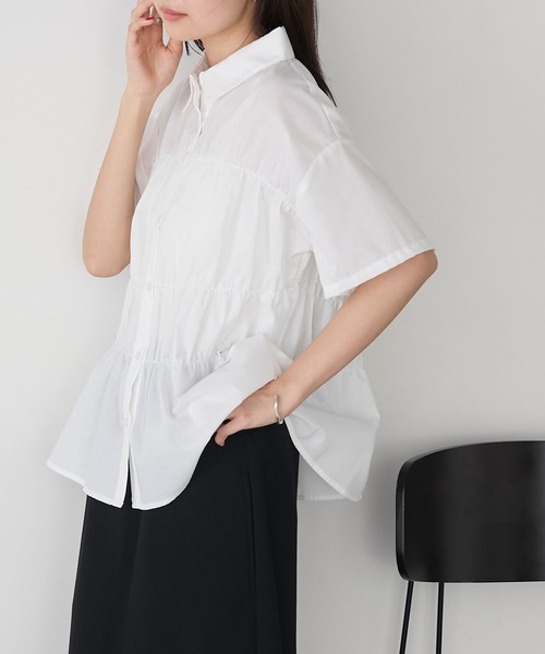 forksy.(フォルクシー)の「【forksy.】シャーリングデザイン ビスチェライク半袖シャツ(シャツ/ブラウス・レディース・ライトブルー/チャコールグレー/オフホワイト・FREE)」の14枚目の写真