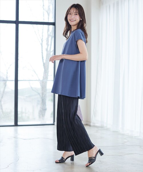 Tiaclasse(ティアクラッセ)の「【接触冷感】 フレンチスリーブフレアカットソー(Tシャツ/カットソー・レディース・チャコールグレー/ブラック/オフホワイト/ピンク/ブルー/ピンク系・FREE)」の18枚目の写真