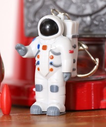 KIKKER LAND(�L�b�J�[�����h)��KIKKERLAND/�L�b�J�[�����h ASTRONAUT KEYCHAIN �L�[�z���_�[ 2026�V�� �ē���(�L�[�z���_�[)