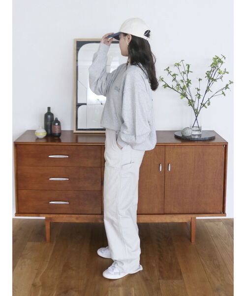 Ungrid（アングリッド）の「ダブルニールーズワークパンツ（その他パンツ・レディース・オフホワイト/ベージュ・MEDIUM/LARGE/SMALL）」の17枚目の写真