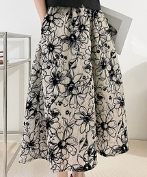 ハイウエスト刺繍ポケット付きスカート