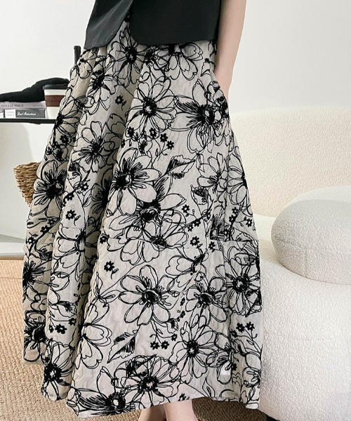 土日限定2万円引き！DOLCE&GABBANAシルクドットハイウエストスカート◆ セール】ハイウエストスカート トップス 2点セット水着（水着