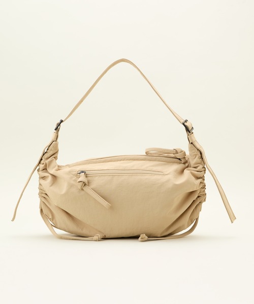 LE VERNIS（ル・ベルニ）の「LE VERNIS(ル・ベルニ) Stomach bag S（ハンドバッグ・レディース・チャコール/ブラック/ベージュ/ブラウン・FREE）」の18枚目の写真