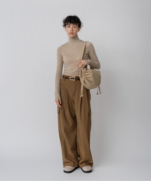 LE VERNIS（ル・ベルニ）の「LE VERNIS(ル・ベルニ) Stomach bag S（ハンドバッグ・レディース・チャコール/ブラック/ベージュ/ブラウン・FREE）」の8枚目の写真