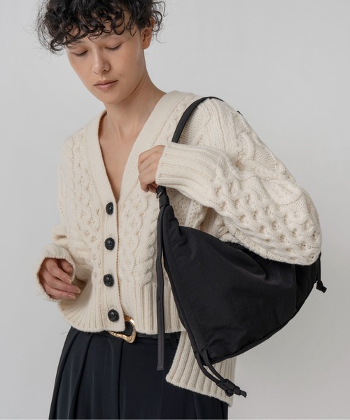 LE VERNIS（ル・ベルニ）の「LE VERNIS(ル・ベルニ) Stomach bag S（ハンドバッグ・レディース・チャコール/ブラック/ベージュ/ブラウン・FREE）」の13枚目の写真